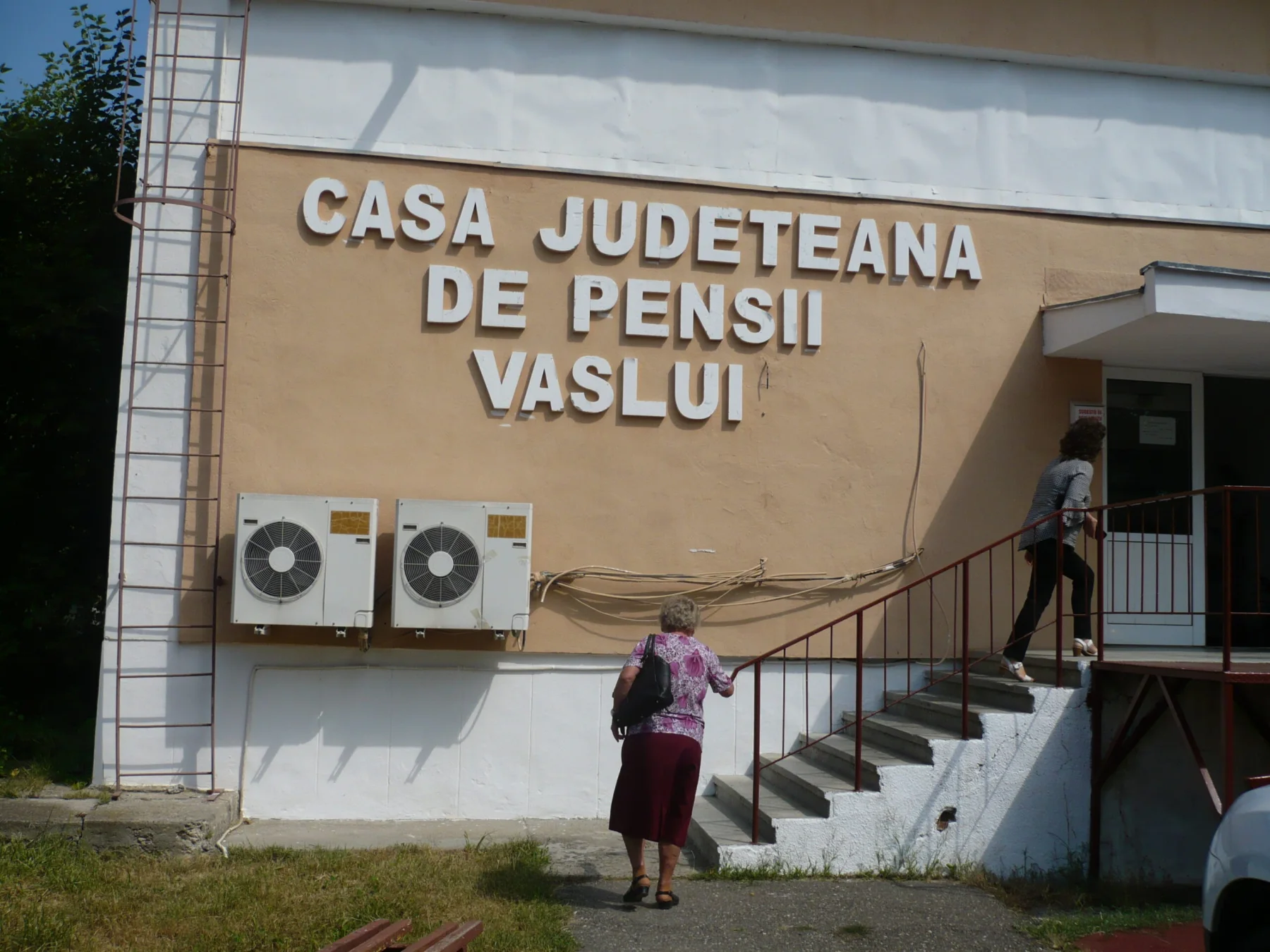 Mai mulți vasluieni se asigură în sistemul public de pensii. A crescut și numărul angajatorilor contributori